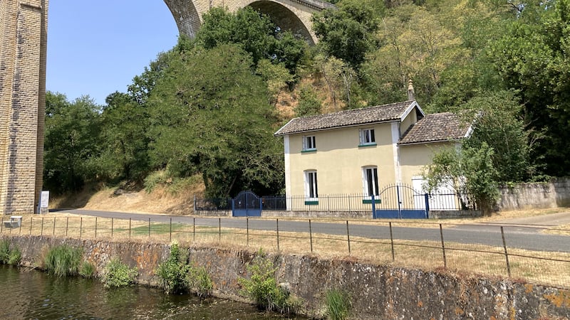 What will €95,000 buy in Portugal, France, Italy, Thailand and Donegal?