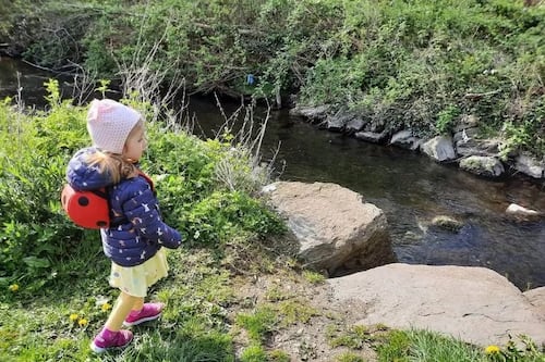 Finglas residents struggle to make sense of deaths of father and five-year-old daughter